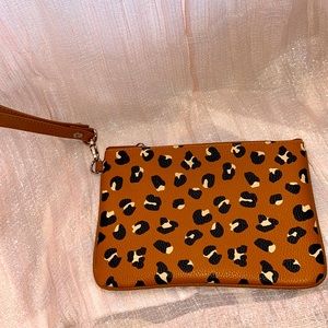 Wristlet bag
